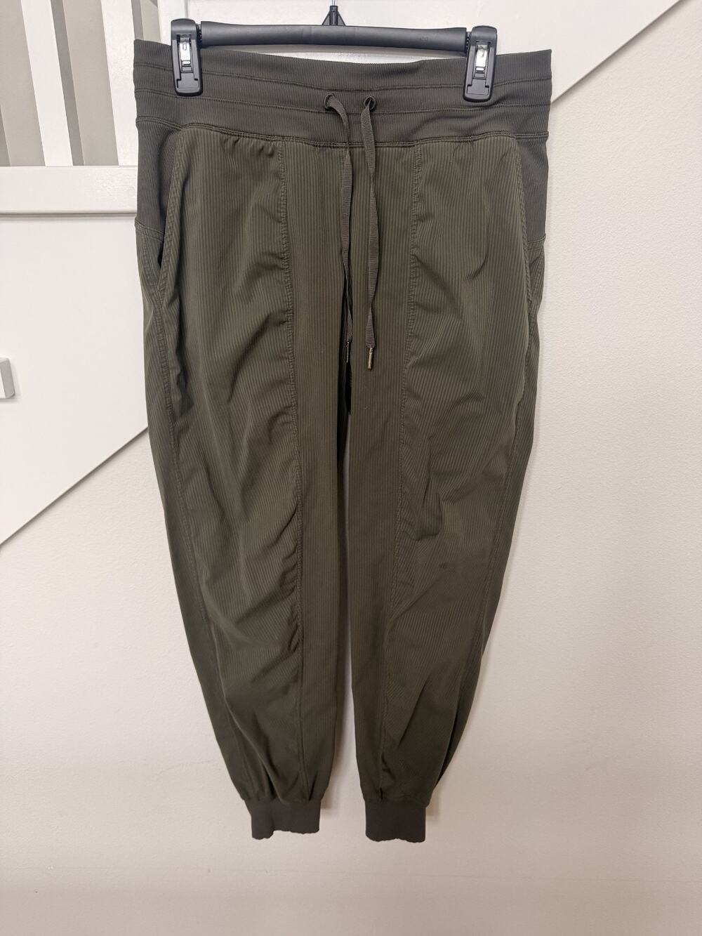 Lululemon Dance Studio Jogger Womens 8 Olive Green Lined Drawstring Pants